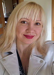 Tatiana, (46), de Europa del Este es soltera