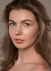 Marina è iscritta alla nostra agenzia di incontri in Ucraina Foto di Marina - una donna ucraina in cerca di partner