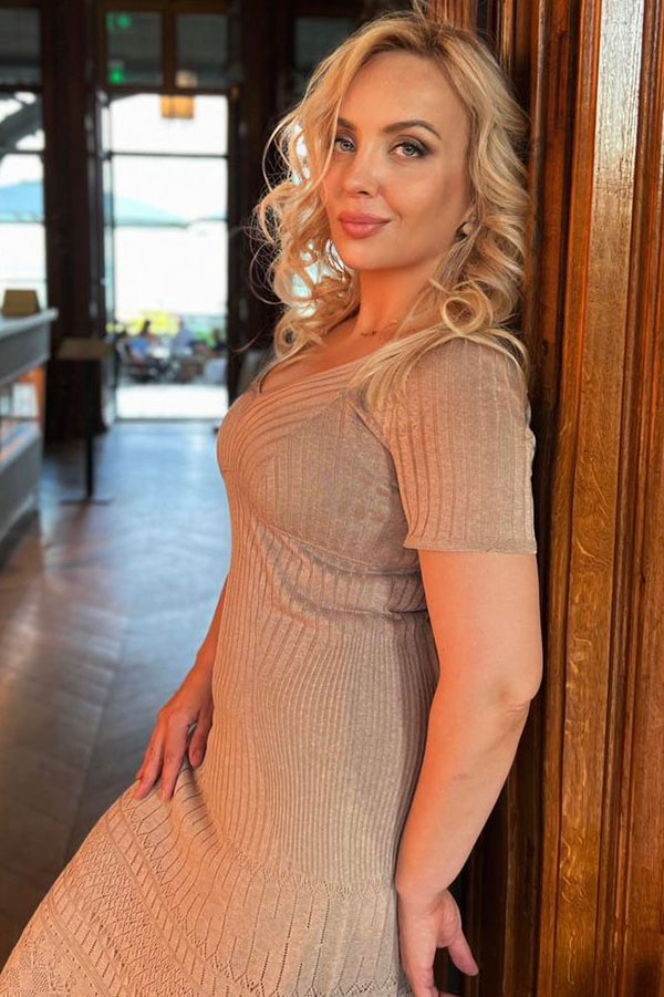 Corretaje de matrimonio Ucrania, Foto de Eugenia de ahora Suiza - Ucrania, Foto 3 Eugenia - Agencia de citas Ucrania, Foto 3
