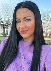 Valeria, (38), aus Osteuropa ist Single