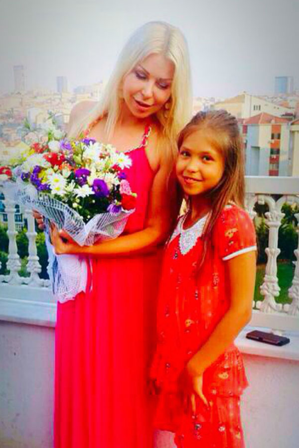 Partneragentur Ukraine, Foto von Elena aus Dnepropetrovsk - Ukraine, Foto (3) Ukrainische Frauen Partnervermittlung Elena eine hübsche ukrainische Frau, Foto (3)