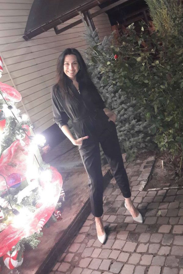 Partneragentur Ukraine, Foto von Oksana aus Dnipro - Ukraine, Foto (8) Ukrainische Frauen Partnervermittlung Oksana eine hübsche ukrainische Frau, Foto (8)