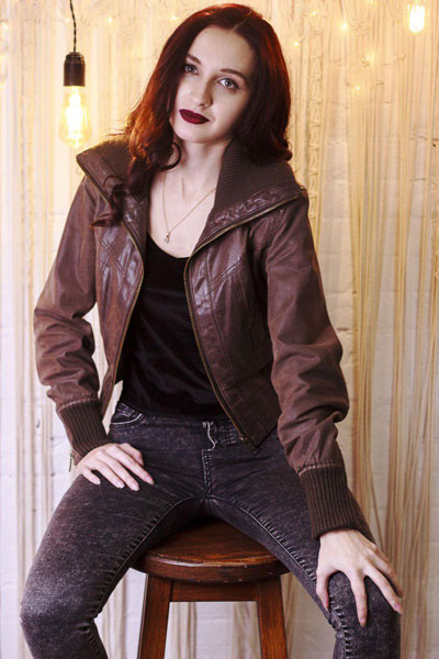 Partneragentur Ukraine, Foto von Valeria aus Chernigov - Ukraine, Foto (5) Ukrainische Frauen Partnervermittlung Valeria eine hübsche ukrainische Frau, Foto (5)