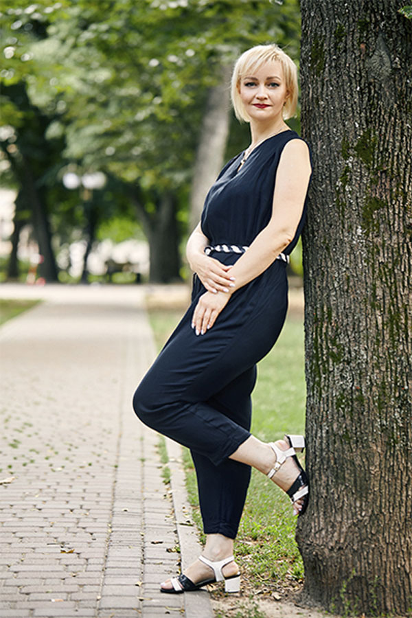 Partneragentur Ukraine, Foto von Elena aus Poltava - Ukraine, Foto (3) Ukrainische Frauen Partnervermittlung Elena eine hübsche ukrainische Frau, Foto (3)