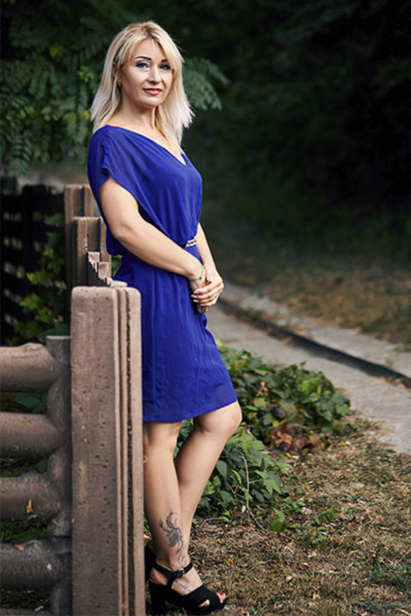 Partneragentur Ukraine, Foto von Alla aus Poltava - Ukraine, Foto (1) Ukrainische Frauen Partnervermittlung Alla eine hübsche ukrainische Frau, Foto (1)