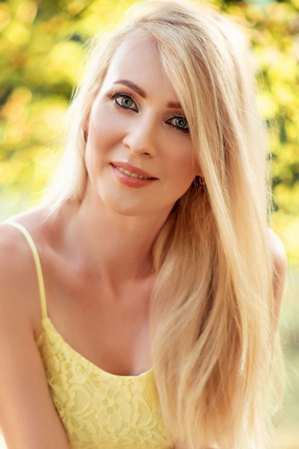 Partneragentur Ukraine, Foto von Elena aus Poltava - Ukraine, Foto (5) Ukrainische Frauen Partnervermittlung Elena eine hübsche ukrainische Frau, Foto (5)