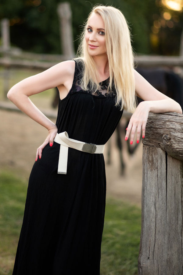 Partneragentur Ukraine, Foto von Elena aus Poltava - Ukraine, Foto (6) Ukrainische Frauen Partnervermittlung Elena eine hübsche ukrainische Frau, Foto (6)