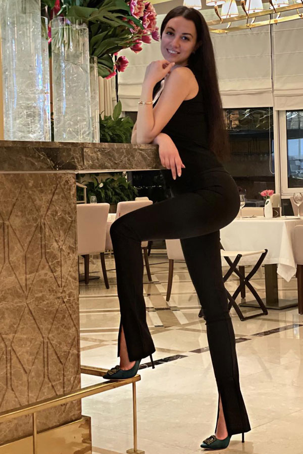 Partneragentur Ukraine, Foto von Yana aus Vinnitsa - Ukraine, Foto (3) Ukrainische Frauen Partnervermittlung Yana eine hübsche ukrainische Frau, Foto (3)