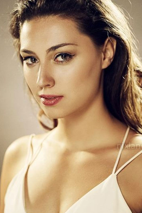 Partneragentur Ukraine, Foto von Ekaterina aus Kiew - Ukraine, Foto (3) Ukrainische Frauen Partnervermittlung Ekaterina eine hübsche ukrainische Frau, Foto (3)