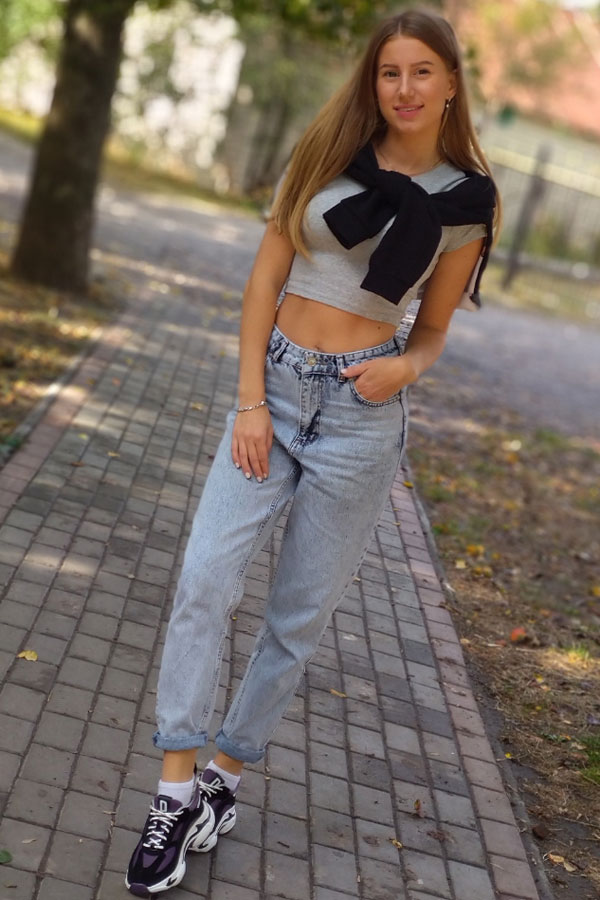 Partneragentur Ukraine, Foto von Jana aus Sumy - Ukraine, Foto (1) Ukrainische Frauen Partnervermittlung Jana eine hübsche ukrainische Frau, Foto (1)