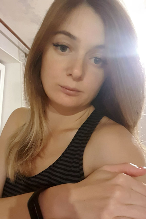 Partneragentur Ukraine, Foto von Lana aus Kiew - Ukraine, Foto (4) Ukrainische Frauen Partnervermittlung Lana eine hübsche ukrainische Frau, Foto (4)