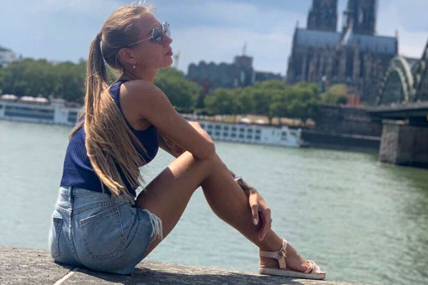 Partneragentur Ukraine, Foto von Anna aus Kiew - Ukraine, Foto (3) Ukrainische Frauen Partnervermittlung Anna eine hübsche ukrainische Frau, Foto (3)